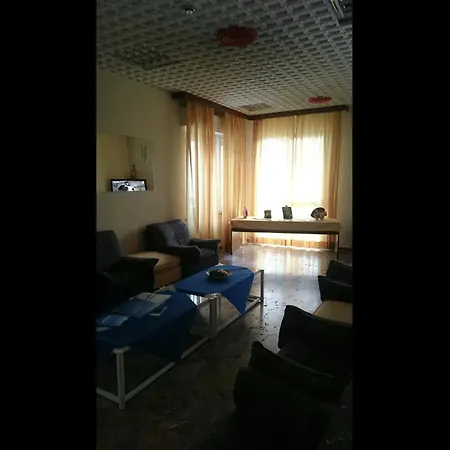 Riviera Otel *